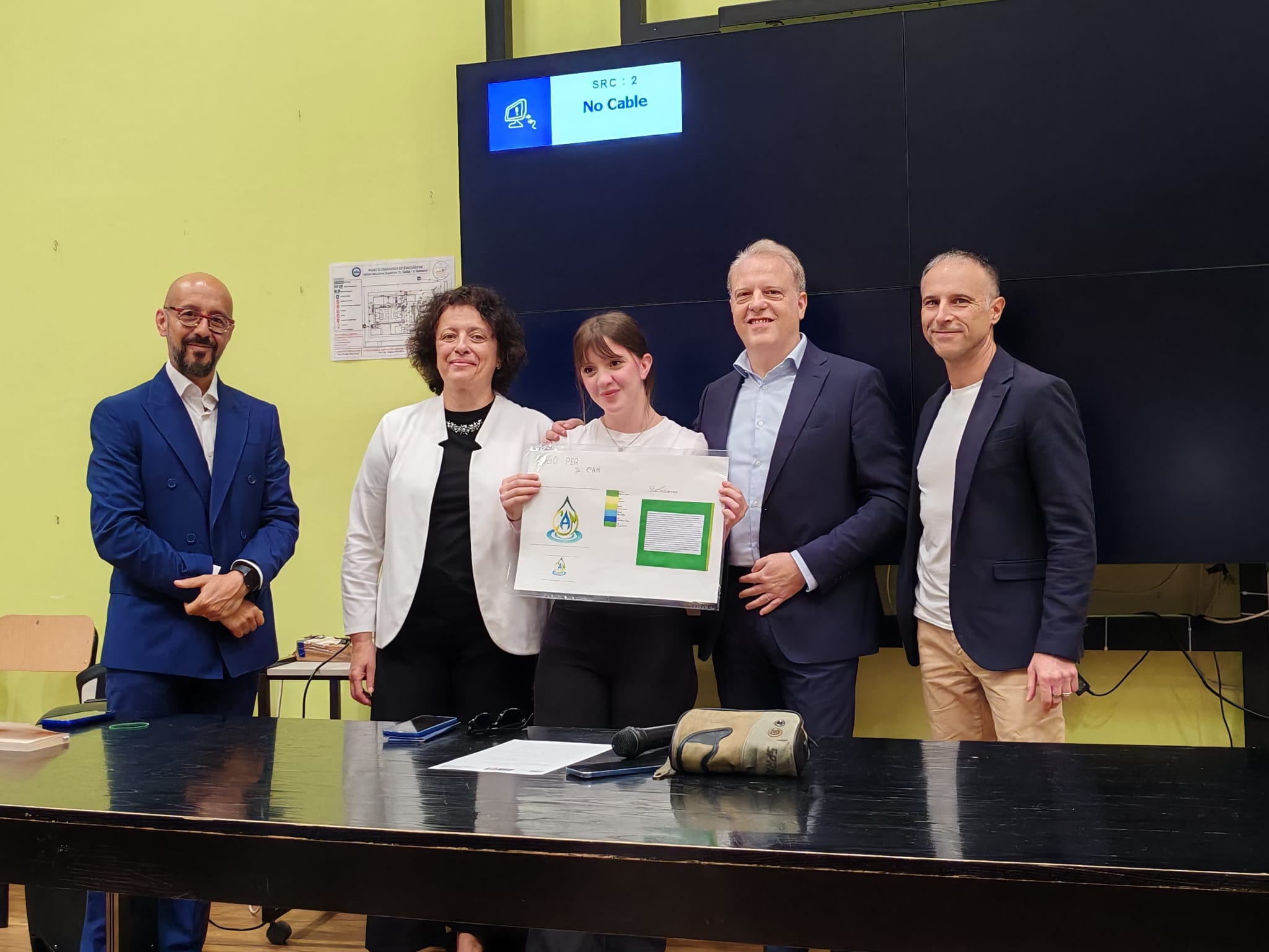 Immagine di copertina per Nuovo logo del CAM, premiati i vincitori: presentati 50 elaborati