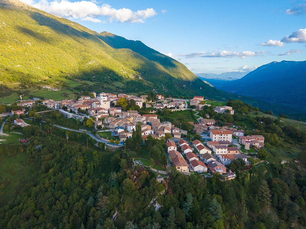 Interruzione flusso idrico per riparazione condotta idrica di adduzione per il Comune di Civita D\'Antino.