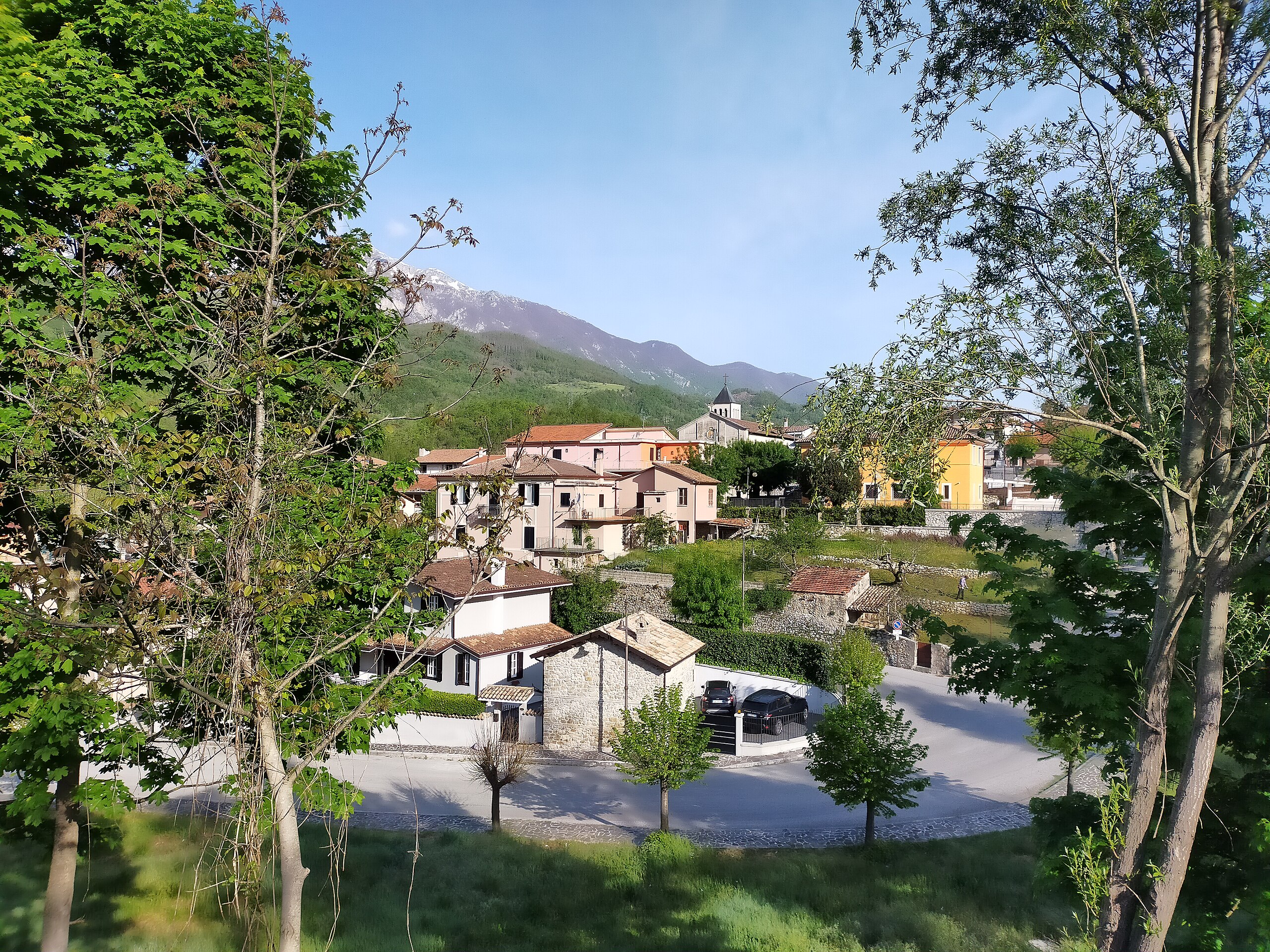 Interruzione flusso idrico  rete di adduzione \